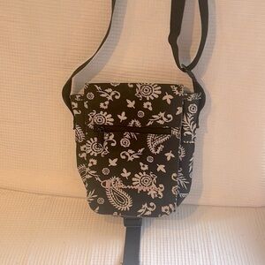 Champion Mini Crossbody Purse 10” Black Paisley Pink Lining Adjustable Strap